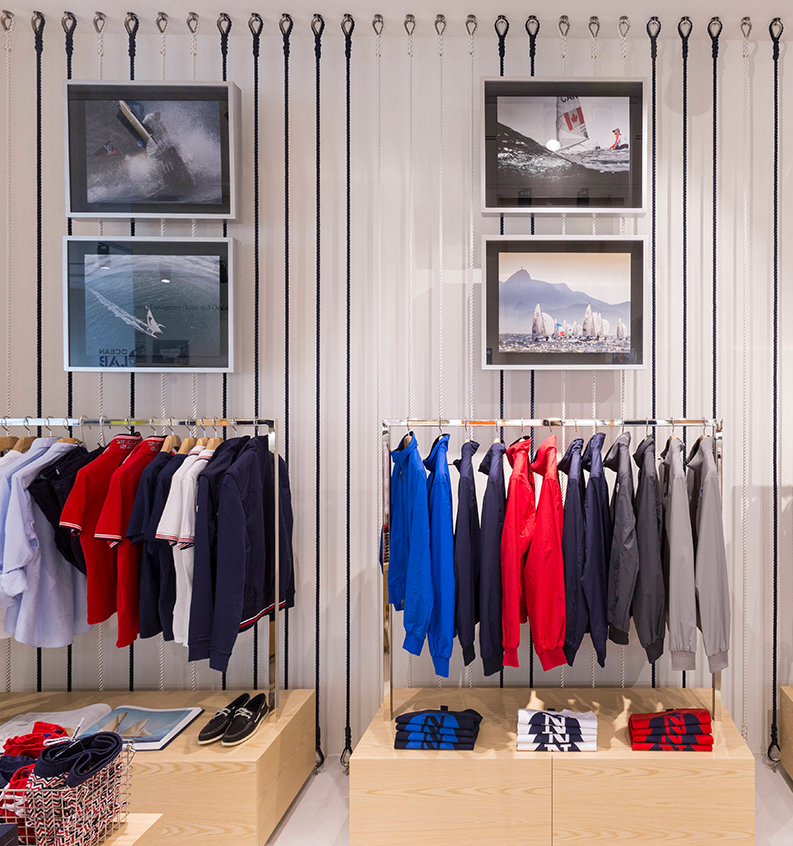 marketing en punto de venta produccion e instalacion de mobiliario y elementos decorativos moda north sails Instalación de mobiliario y elementos gráficos decorativos para la experiencia de compra en la tienda de North Sails