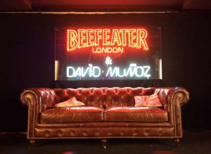 comunicacion visual neon beefeater