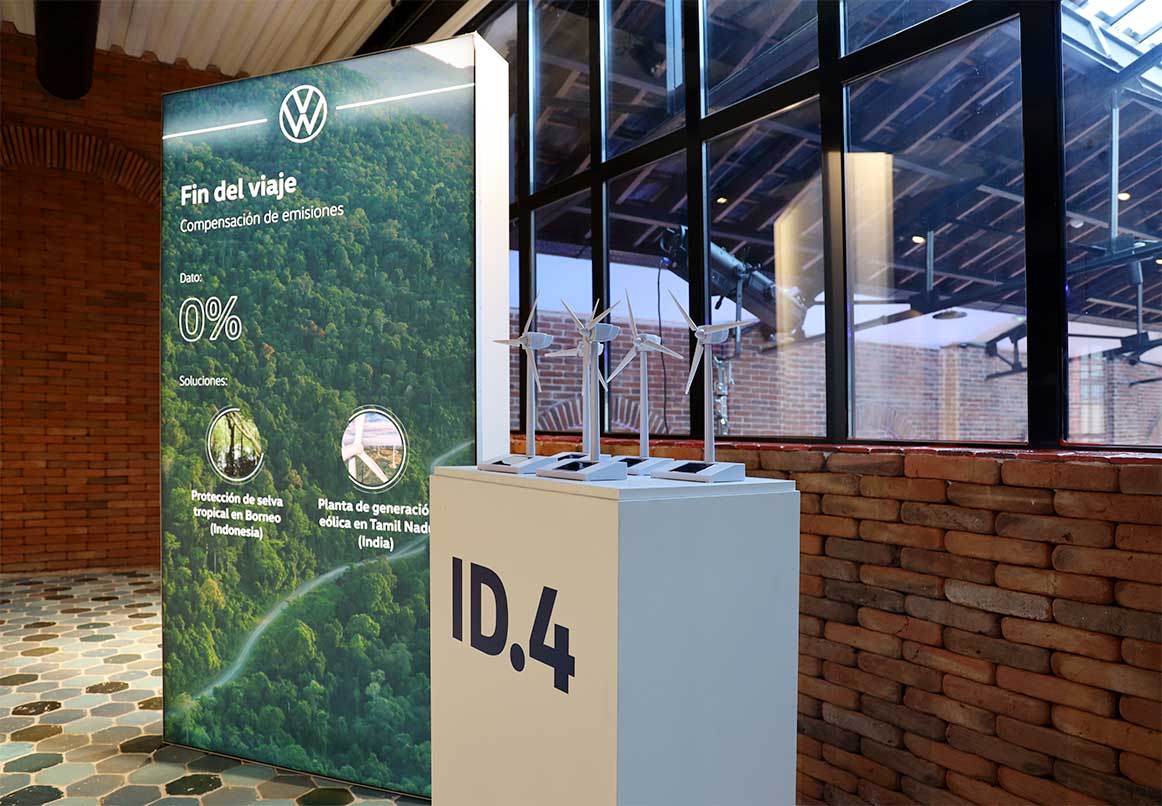 produccion-instalacion-cajas-de-luz-backlight-evento-ID4-volkswagen