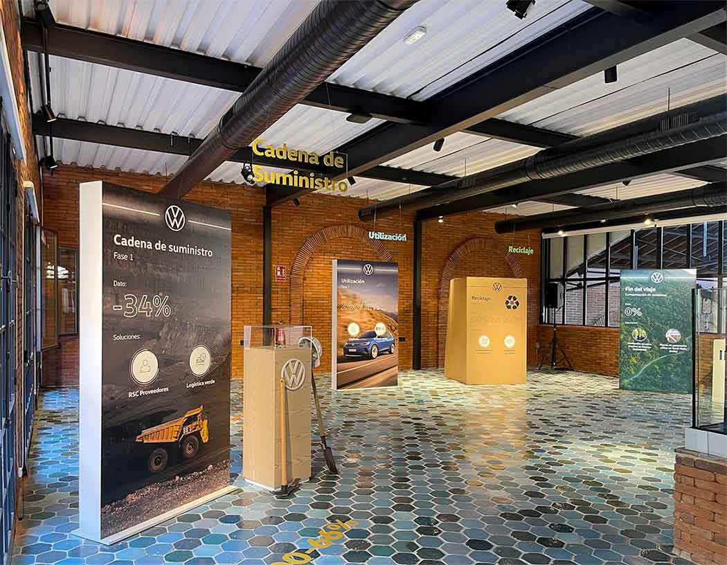 produccion-instalacion-mobiliario-personalizado-evento-volkswagen