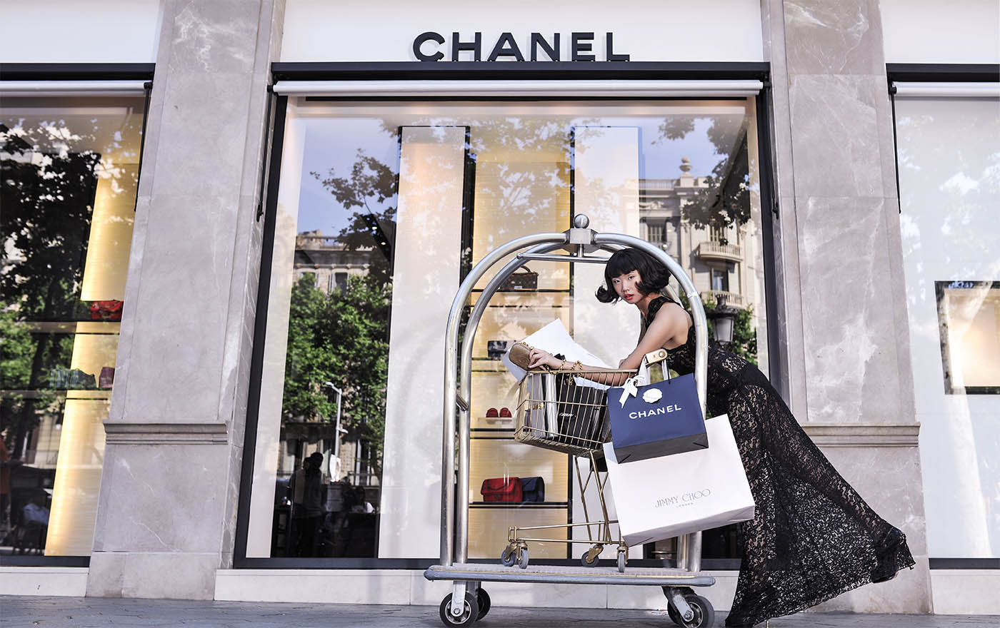 Escaparate de una tienda Chanel en Barcelona