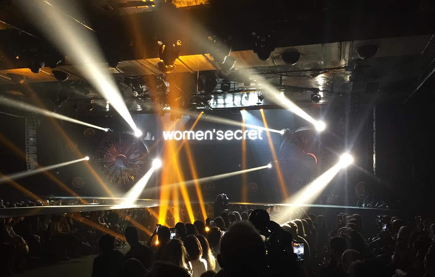 Producción e instalación de elementos para un evento de Women Secret