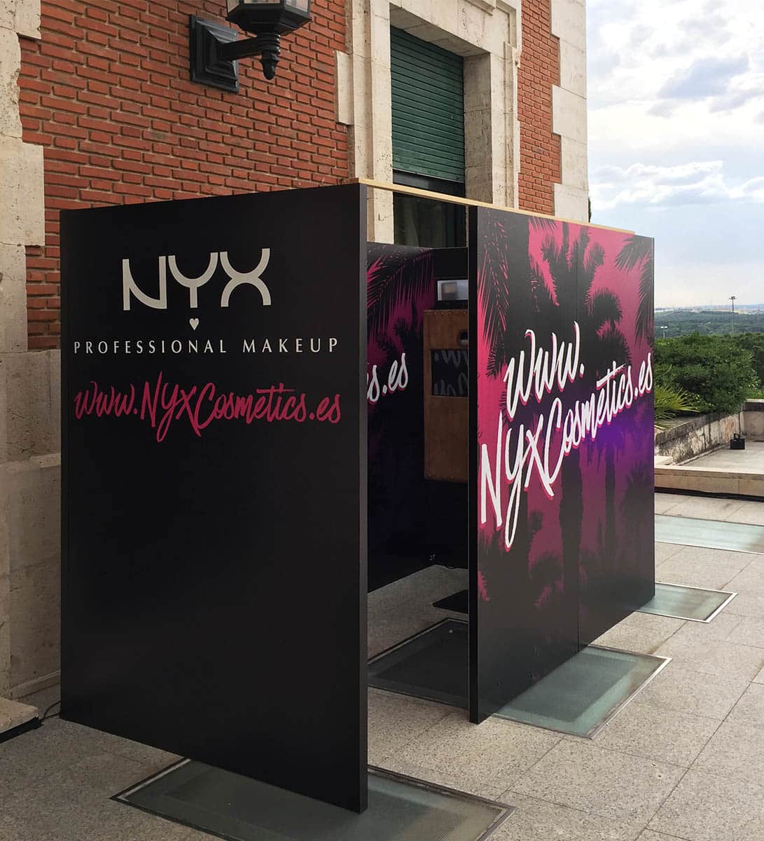 Impresión en PVC para un evento de Nyx