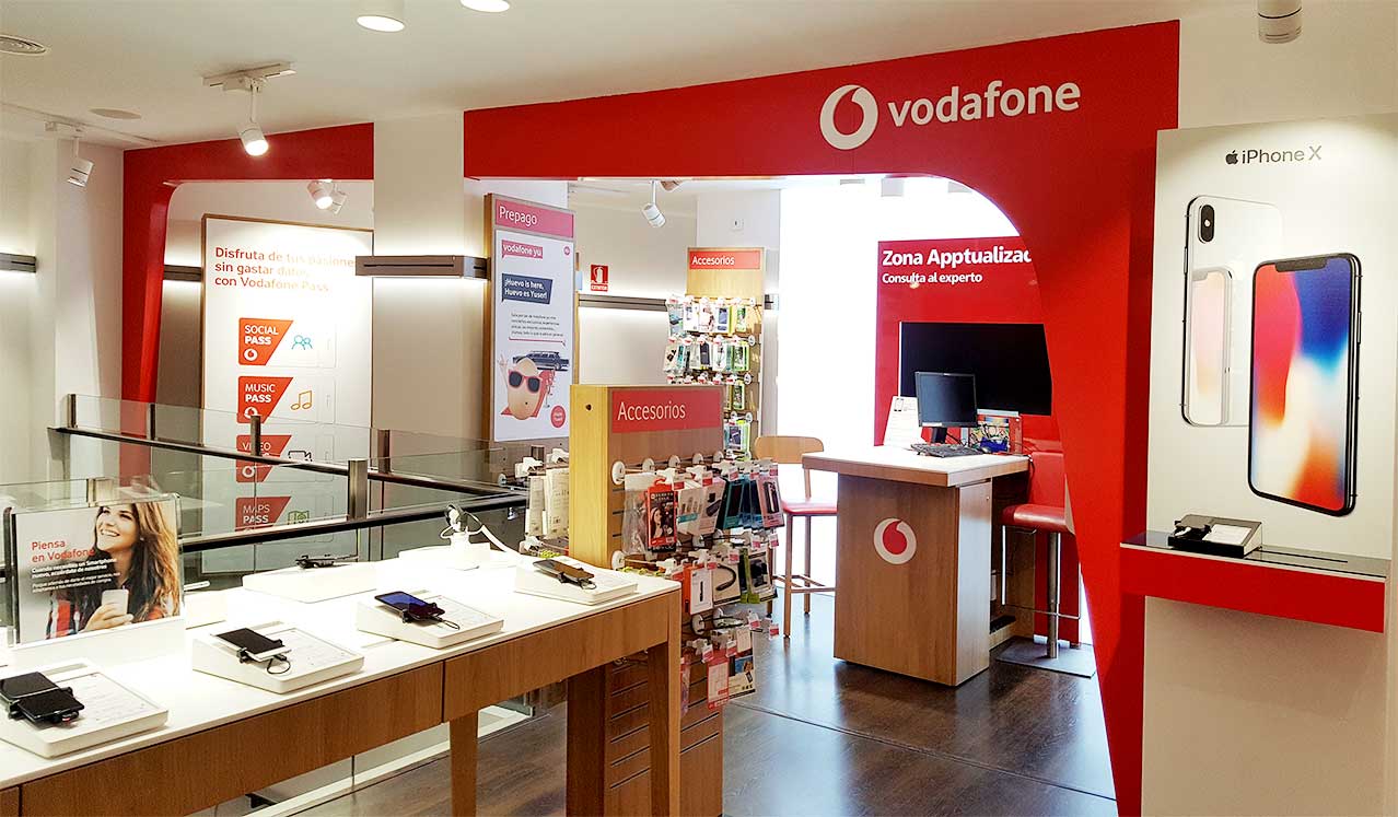 Instalación de decoración para una tienda Vodafone