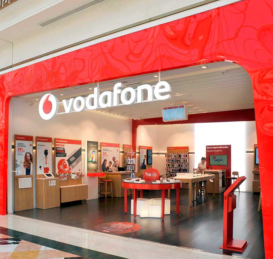 Producción e instalación de tiendas para Vodafone.