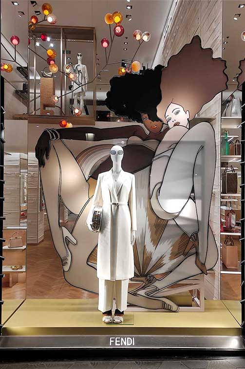 Producción de escaparate y traseras para Fendi.