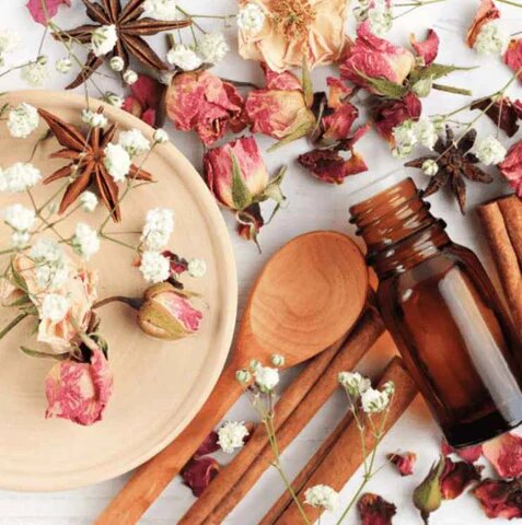 Mezcla de olores rosas y maderas