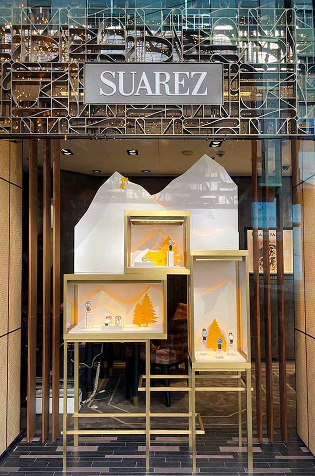 Producción e instalación del escaparate de Joyerías Suarez para Navidad