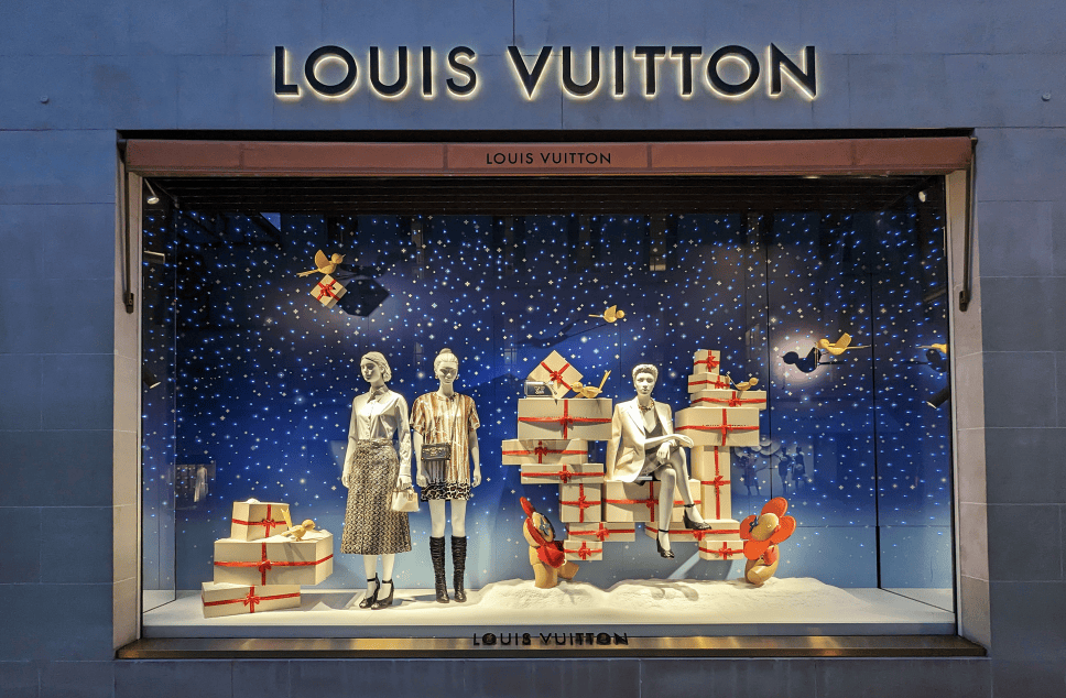 Escaparate Louis Vuitton, New Bond Street, Londres. Campaña de Navidad.