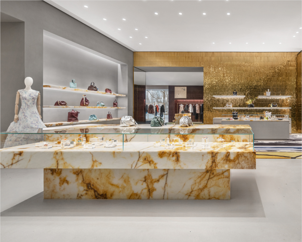 Flagship LOEWE Shanghai. Retail de lujo.