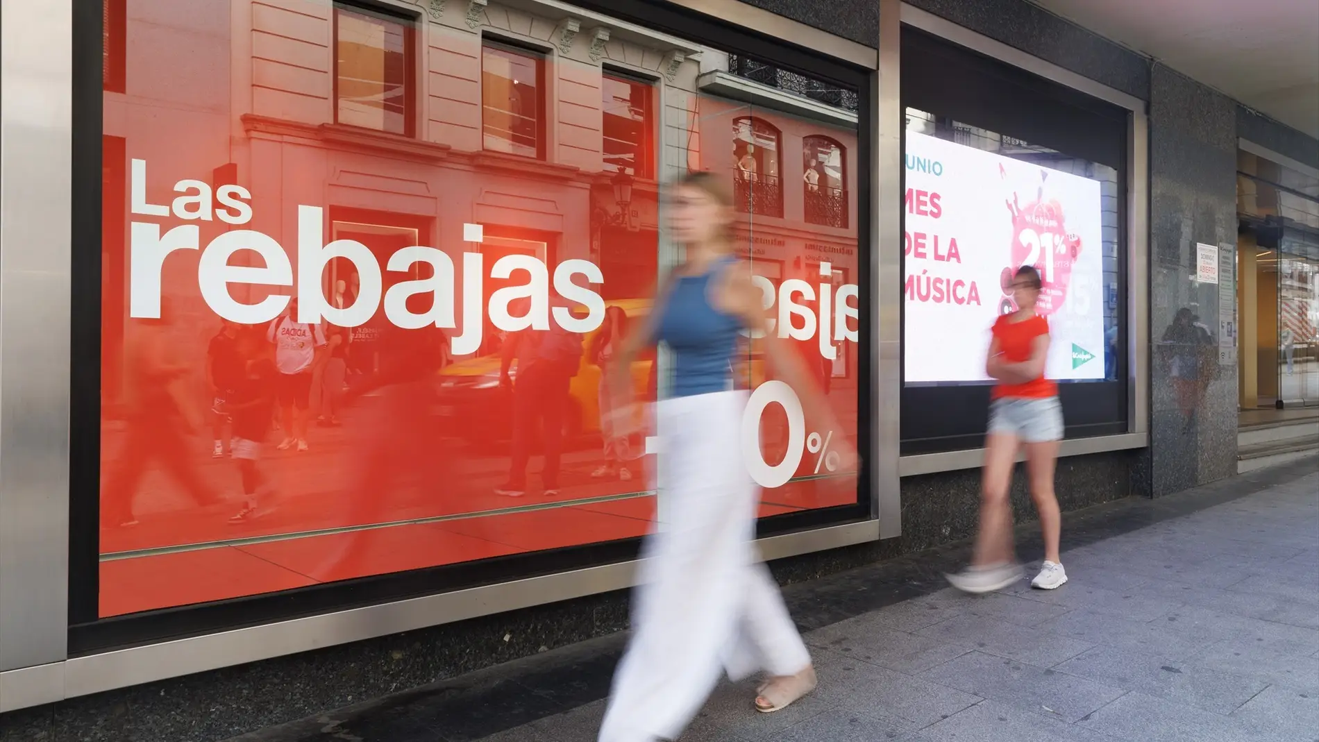 Diseño del punto de venta en rebajas: la comunicación visual como motor de atracción