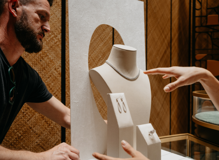 Cómo elegir proveedor de PLV y activaciones en tienda: 12 preguntas que debes hacer